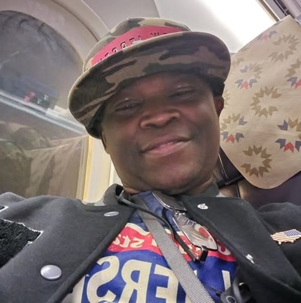 Meet your Posher, Francis